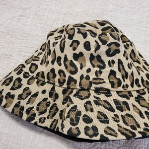 ANIMAL PRINT HAT